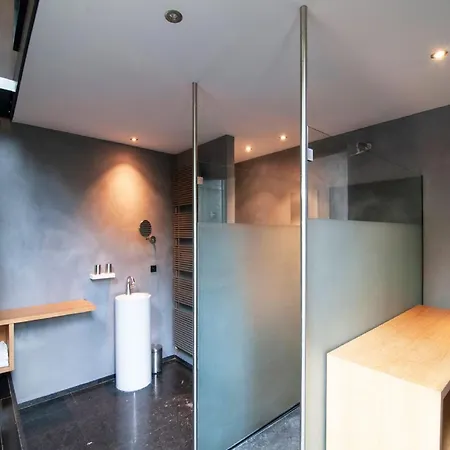 Holiday home In For 21 People, Cleaning Included Denee