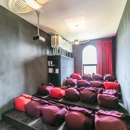 In For 21 People, Cleaning Included